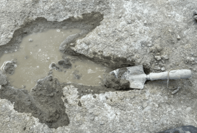 Dinosaur footprint uncovered in the Dewars Farm Quarry in Oxfordshire. Credit: Dr Emma Nicholls